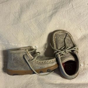 Infant-toddler boy twisted x driving moc